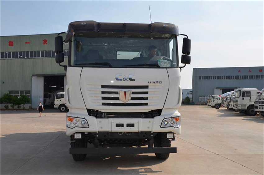 聯(lián)合重卡14立方攪拌車(chē)