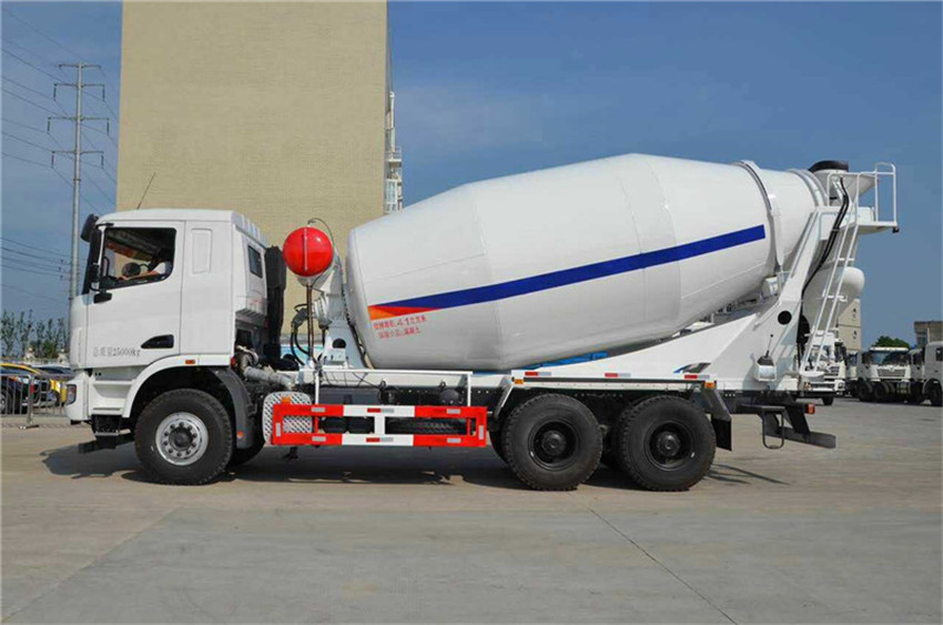 聯(lián)合重卡14立方攪拌車(chē)